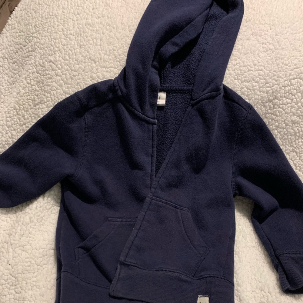GAP Sweatsuit material jacket! Hooded with pockets Boys 3T. SO WARM!